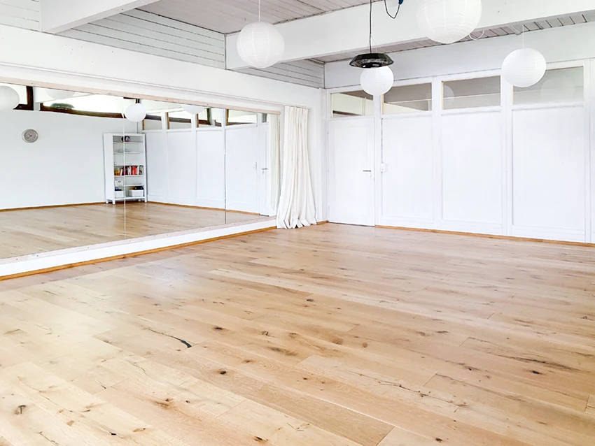 Studio 2 - Bild 2